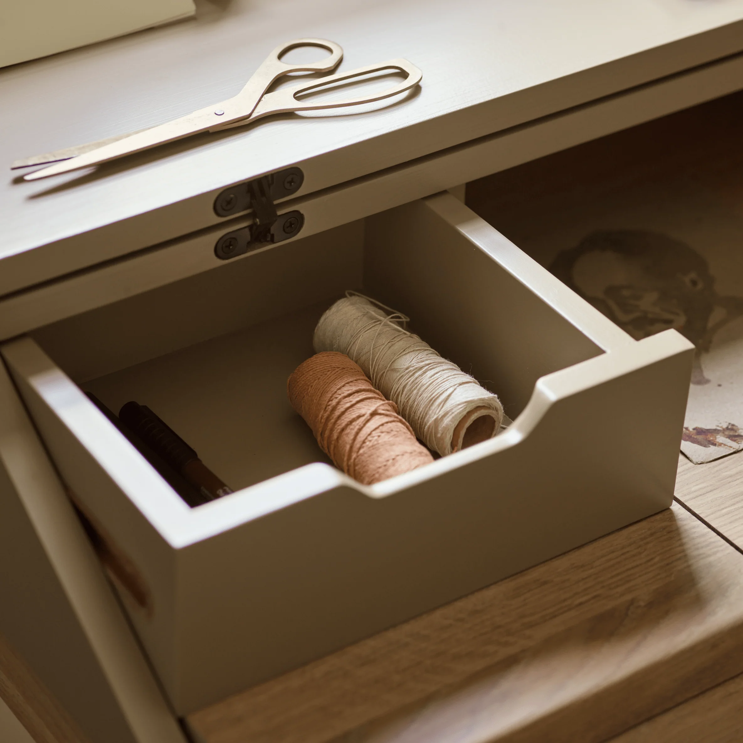 Ardingly Compact Desk with Storage - Image 2