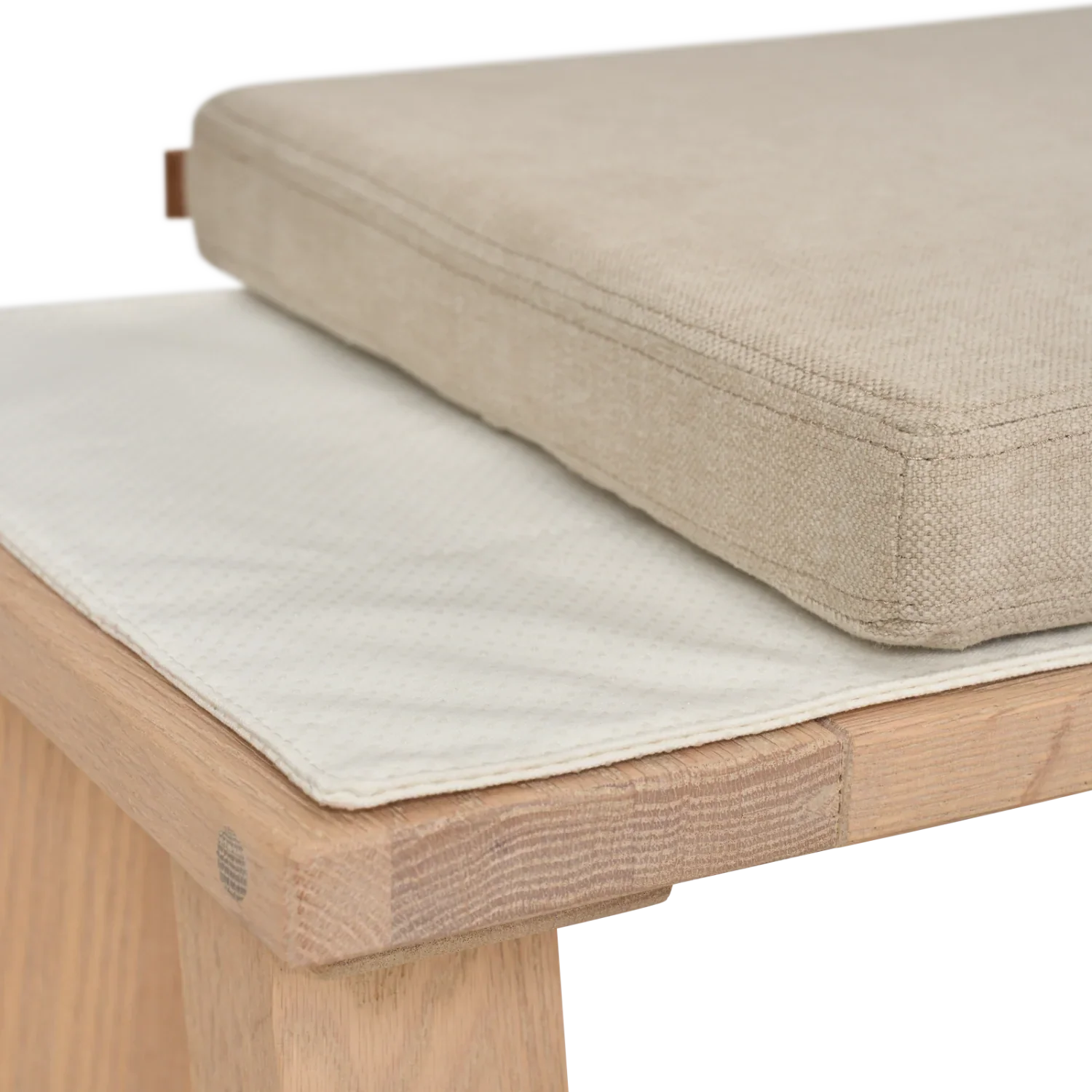 Arundel 4-5 Seater Bench Cushion - Image 4