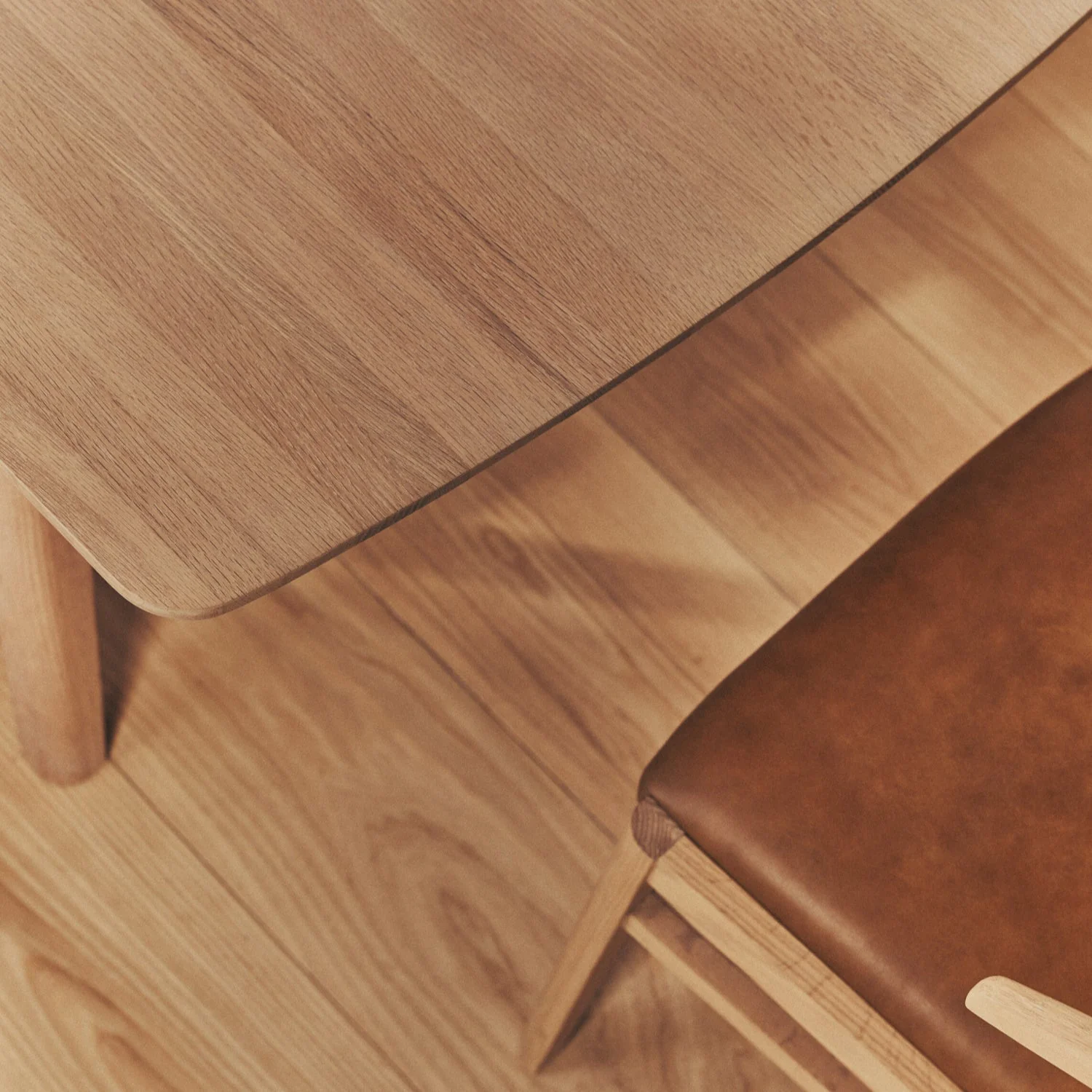 Borough 8 Seater Oak Dining Table - Image 3
