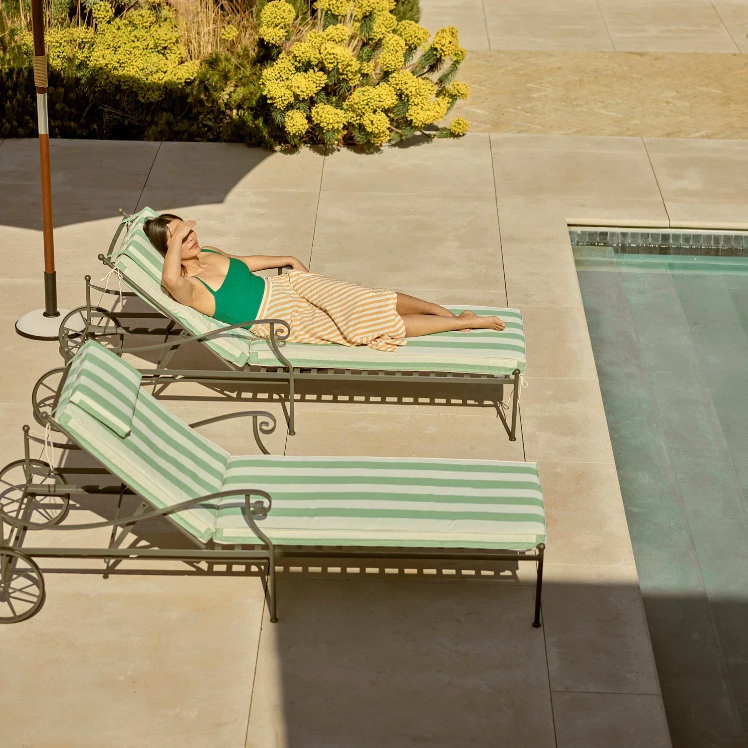 Cheltenham Metal Sun Lounger