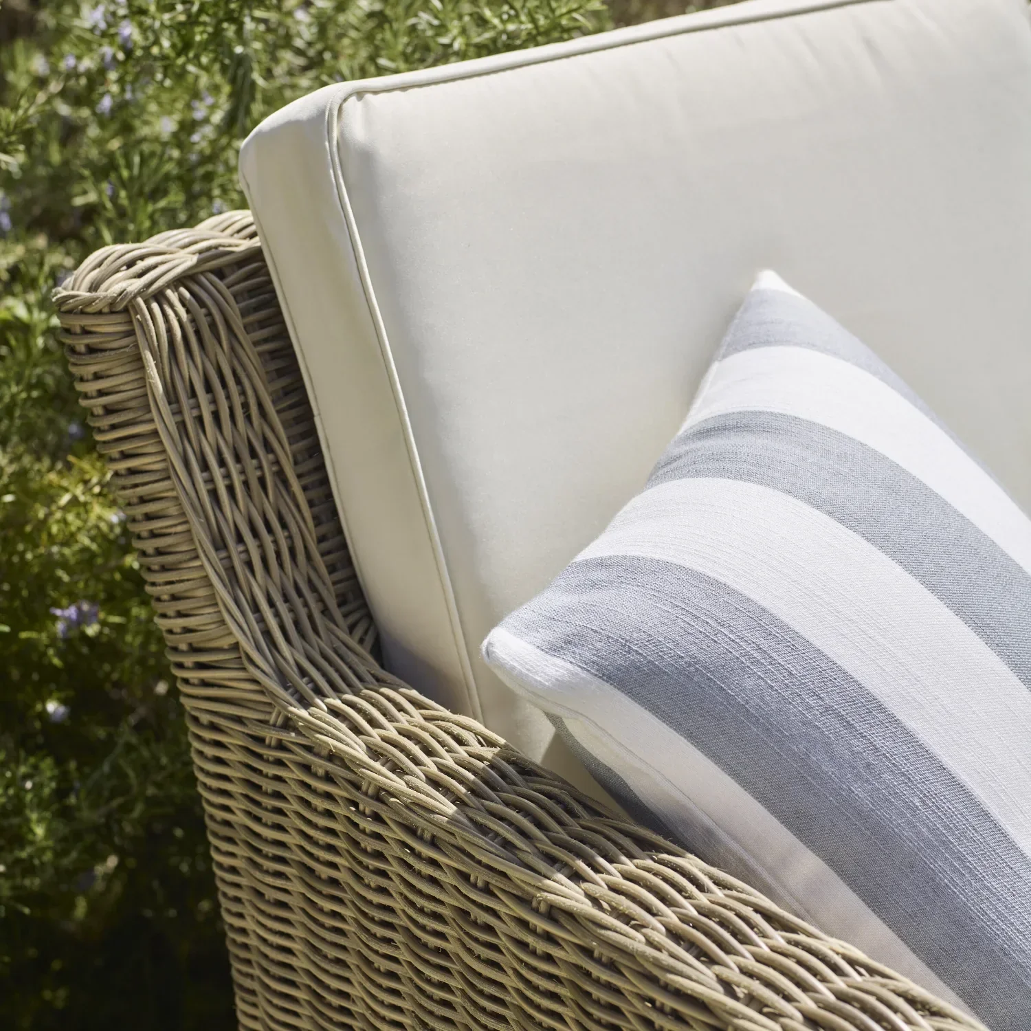 Compton 3 Seater Modular Wicker Garden Sofa Set with Armchair & Coffee Table - Image 3