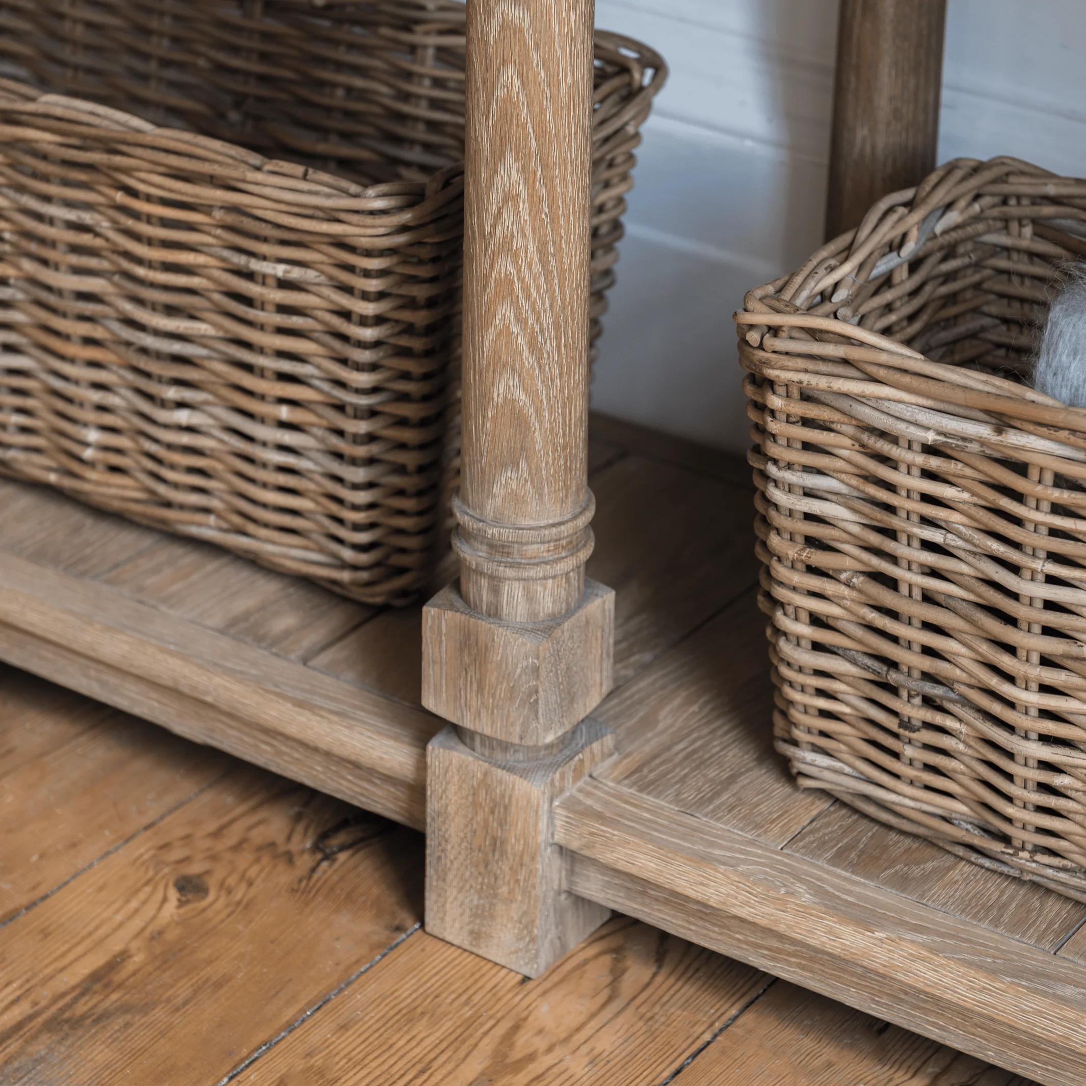Edinburgh Console Table - Image 5