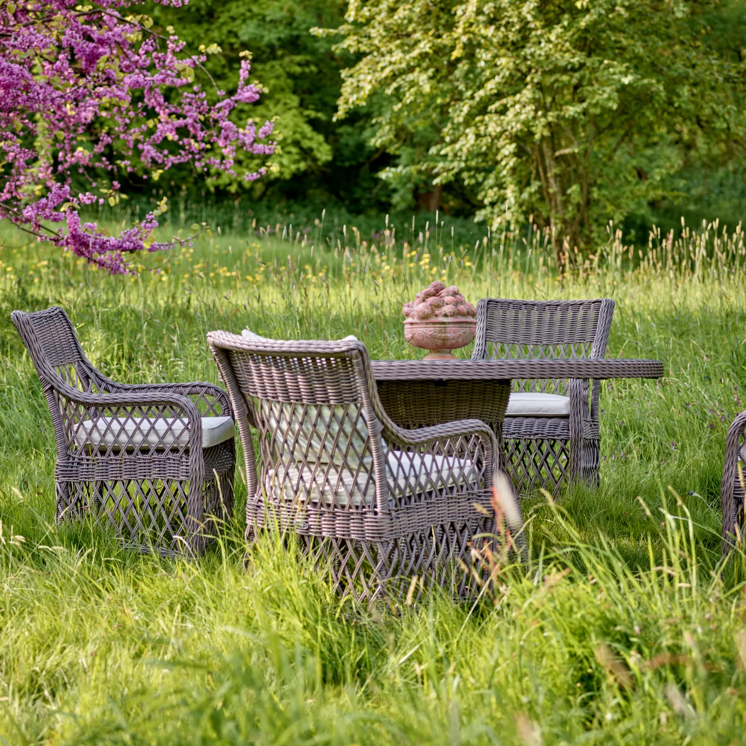 Harrington Wicker Carver Garden Dining Chair - Image 7