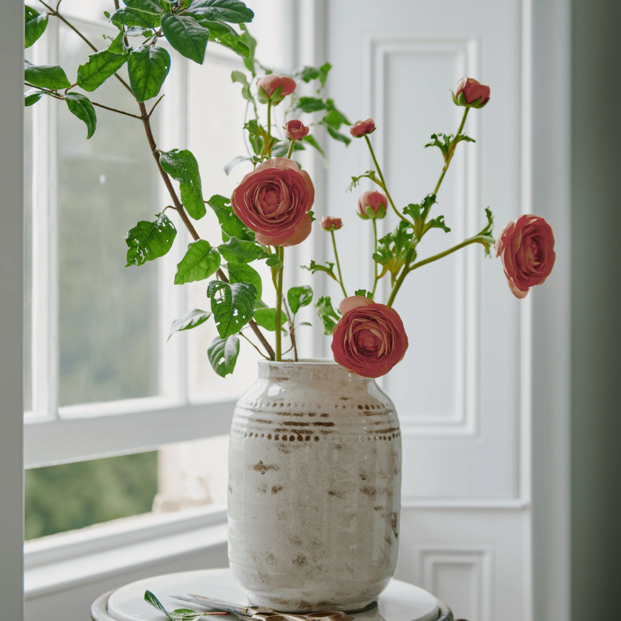 Haybrook Medium Vase - Snow - Image 7