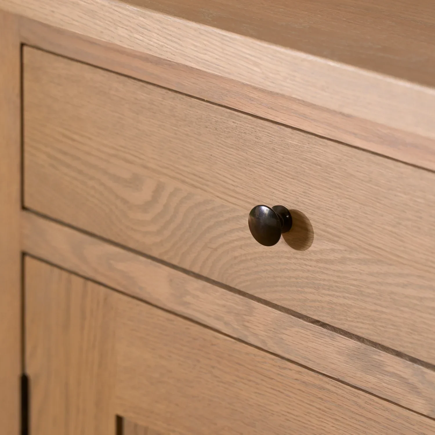 Suffolk 5ft Contemporary Oak Dresser - Image 4