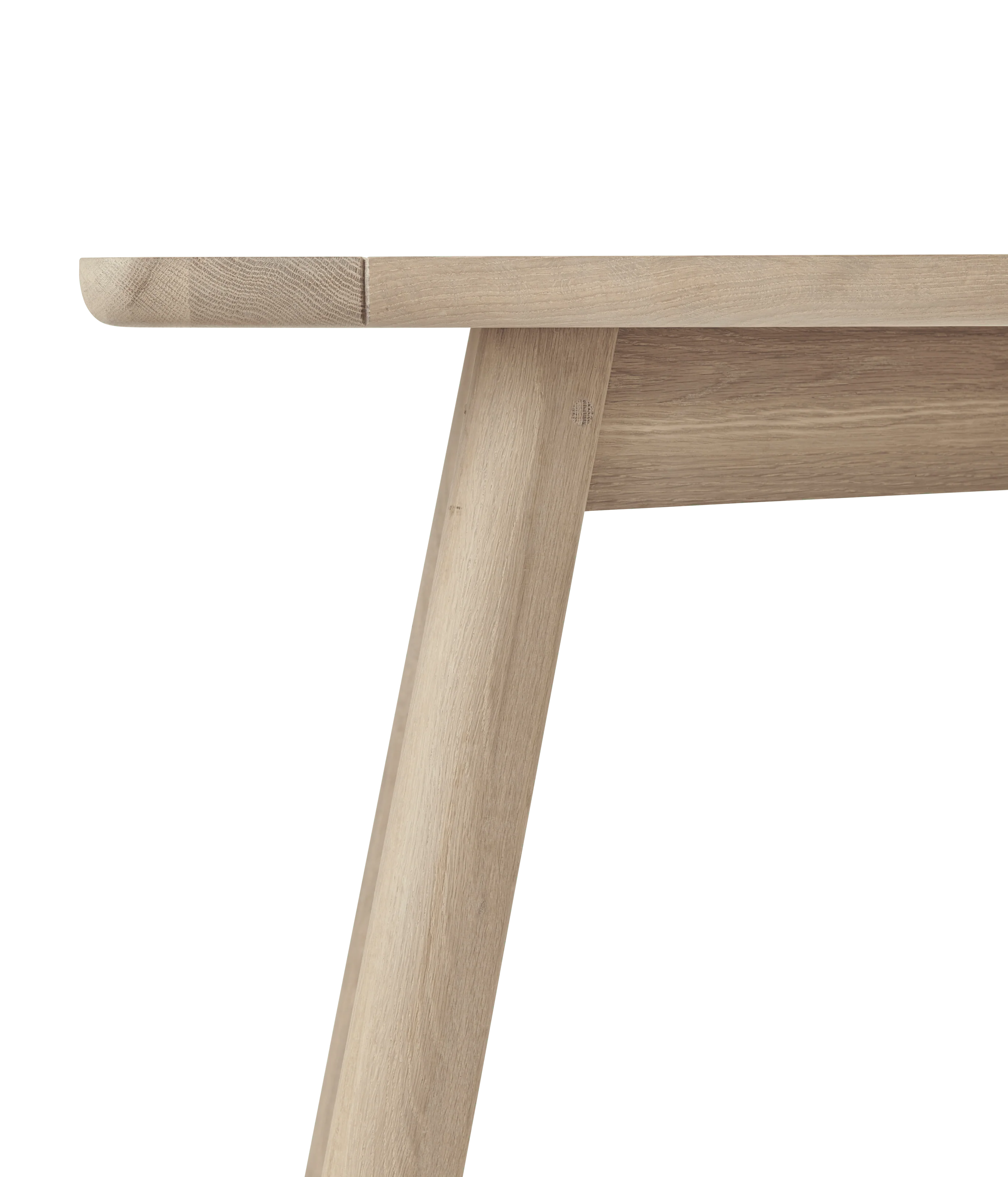 Wycombe 6 Seater Oak Dining Table - Image 4